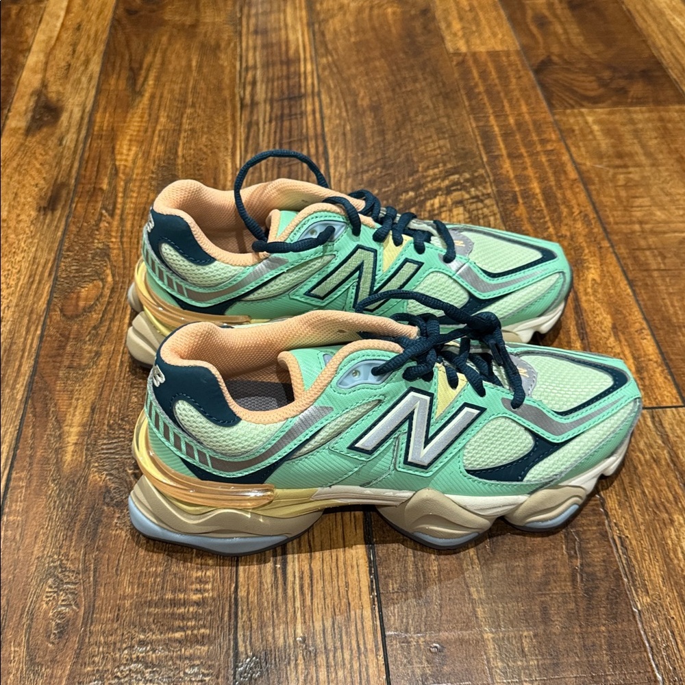 New Balance 9060-Sweetgrass Deep Ocean" sneakers/ M6-W7.5 - Picture 2 of 5